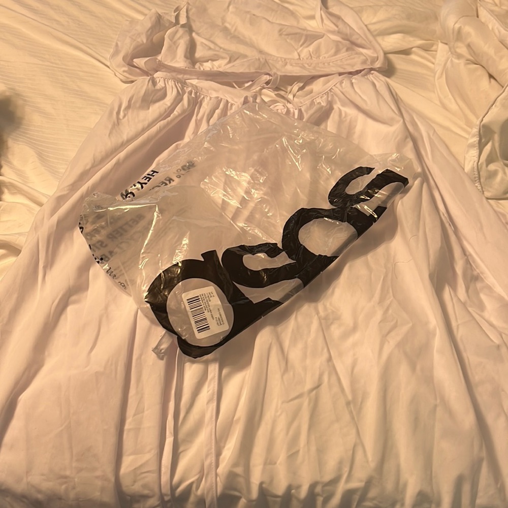 White summer cut out dress. New with tags